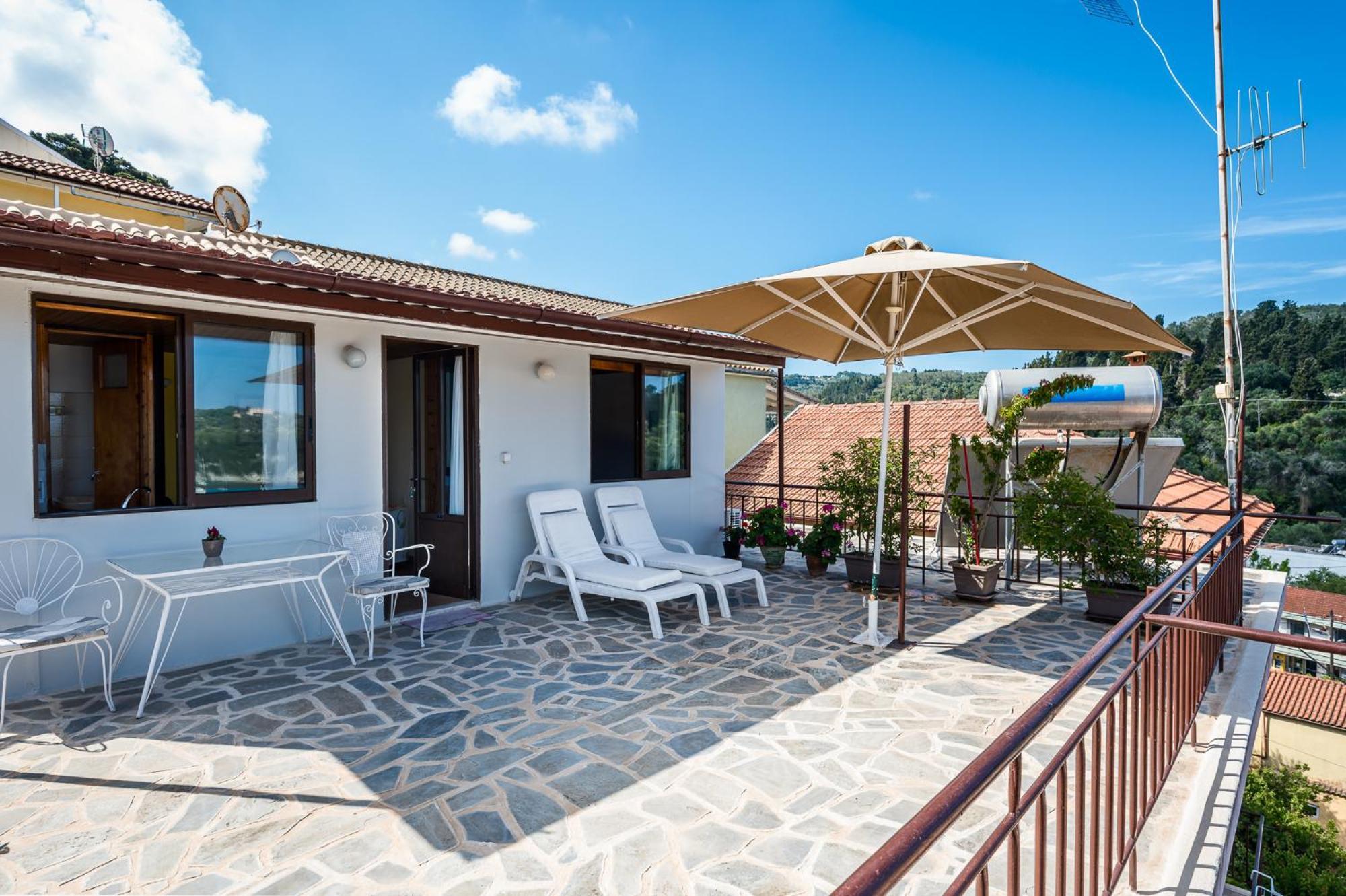 Agaloula Centrally Located Apartments, Lakka Exteriér fotografie