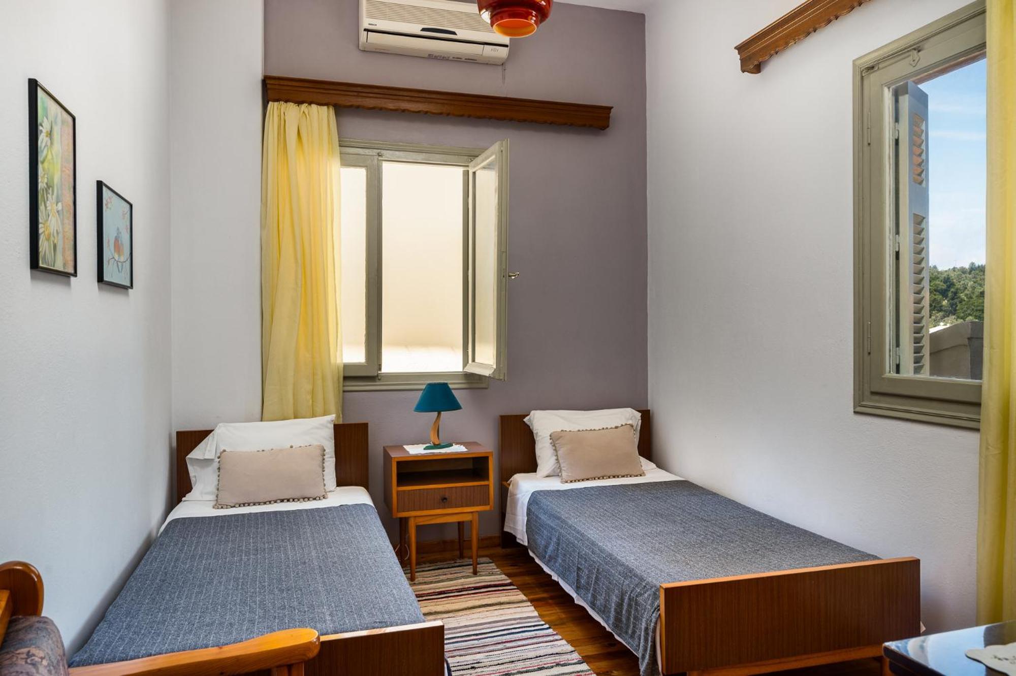 Agaloula Centrally Located Apartments, Lakka Exteriér fotografie
